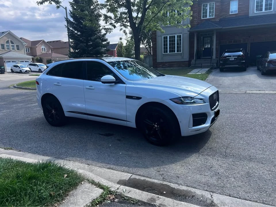 2017 Jaguar F-Pace - Image 2 of 6