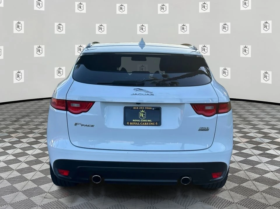 2017 Jaguar F-Pace - Image 6 of 19