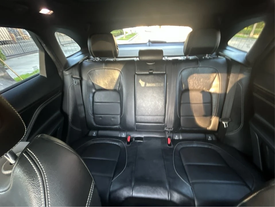 2017 Jaguar F-Pace - Image 15 of 19