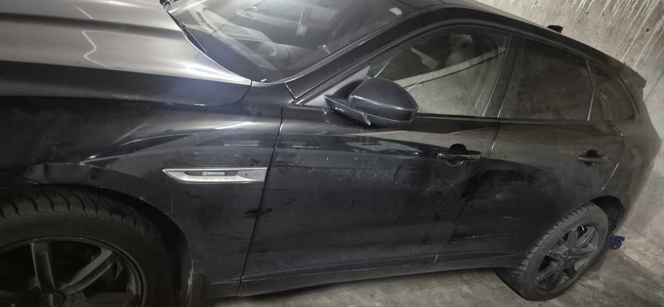 2017 Jaguar F-Pace - Image 3 of 3
