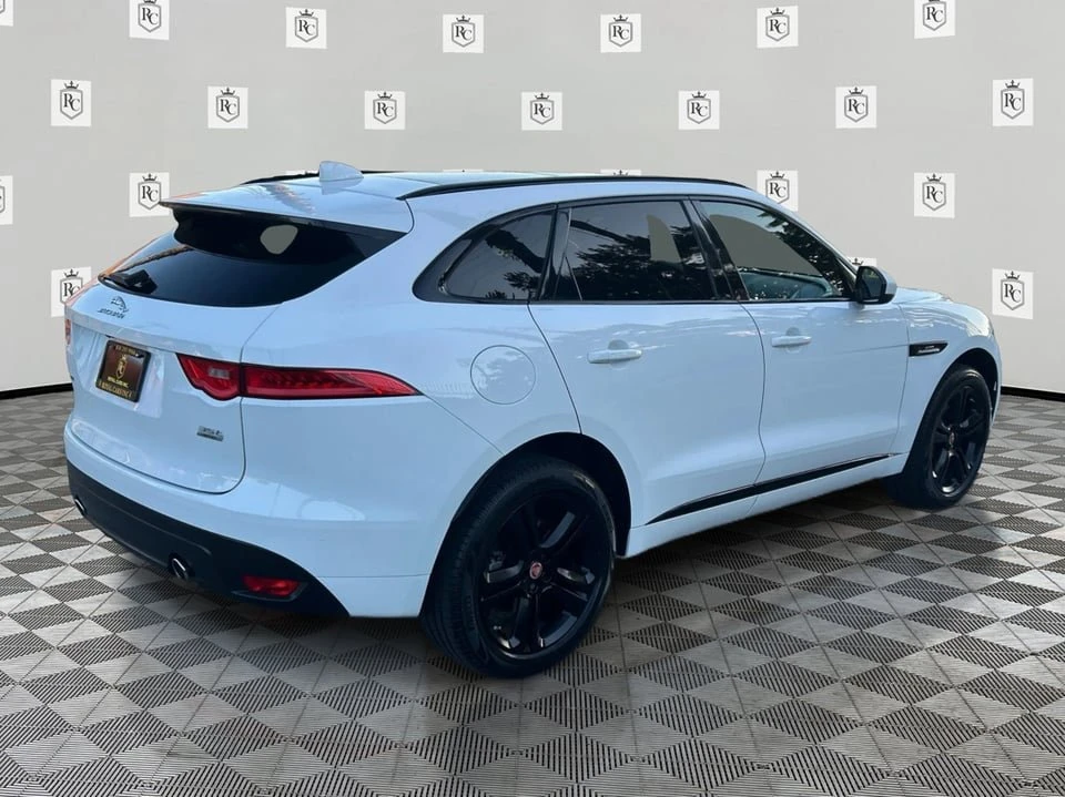 2017 Jaguar F-Pace - Image 5 of 19