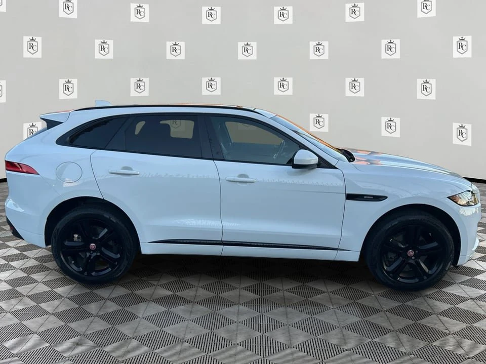 2017 Jaguar F-Pace - Image 4 of 19