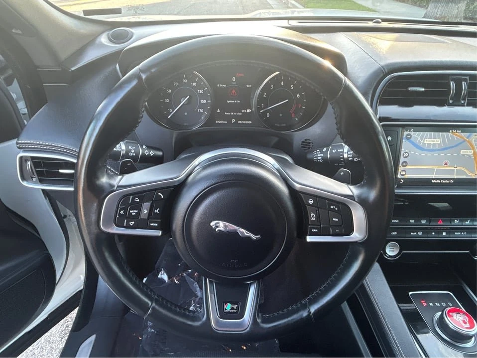 2017 Jaguar F-Pace - Image 19 of 19