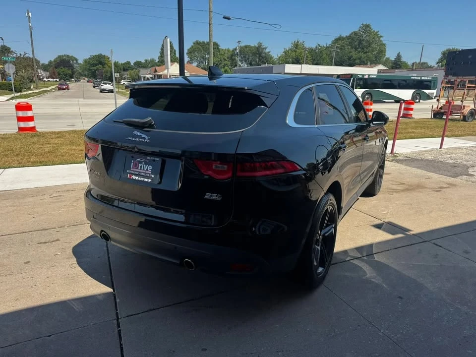 2017 Jaguar F-Pace - Image 6 of 20