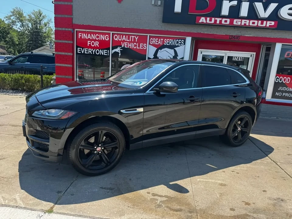 2017 Jaguar F-Pace - Image 3 of 20