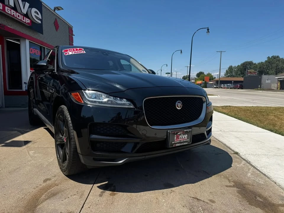 2017 Jaguar F-Pace - Image 8 of 20