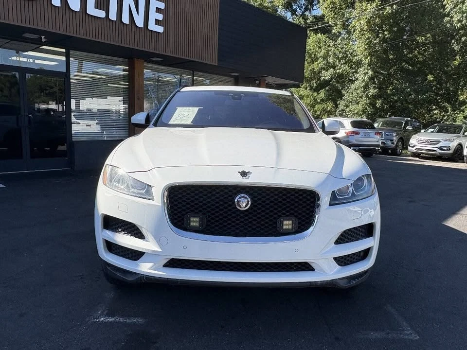 2017 Jaguar F-Pace - Image 3 of 20