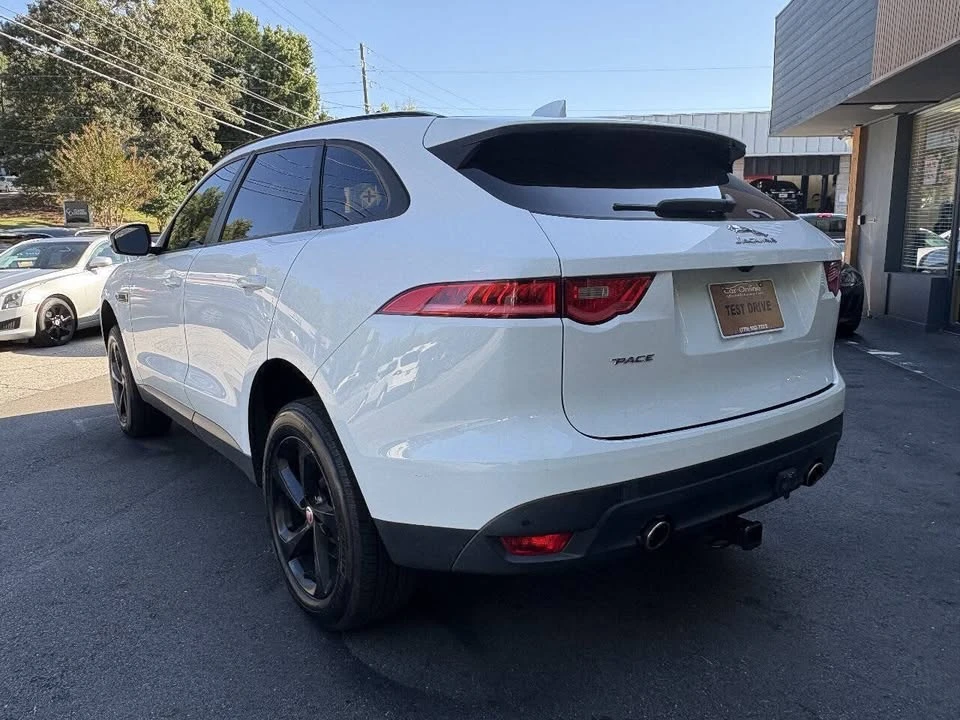 2017 Jaguar F-Pace - Image 9 of 20