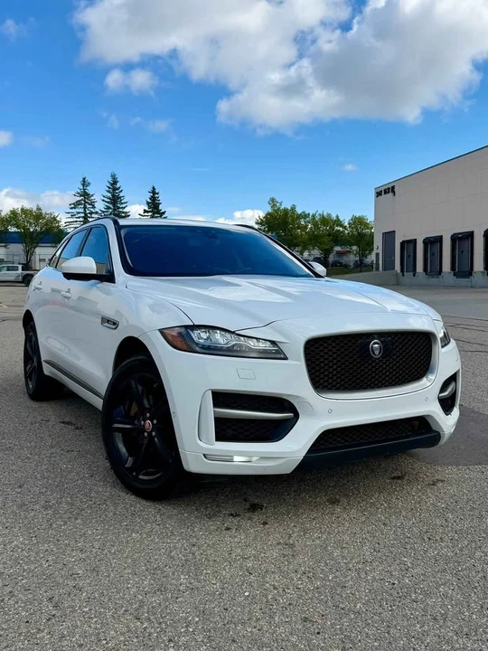 2017 Jaguar F-Pace - Image 6 of 14