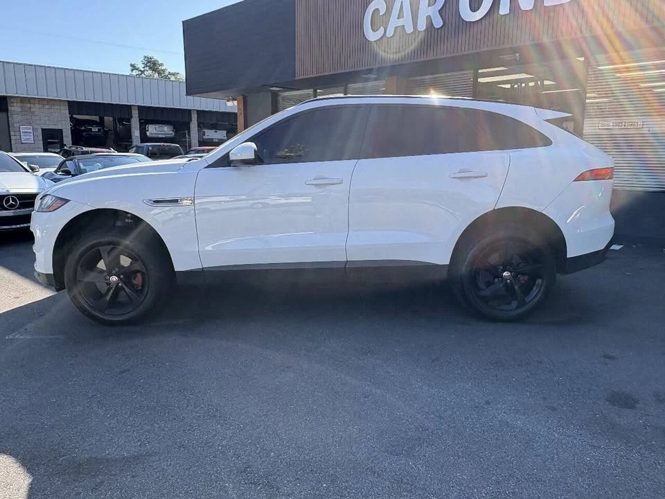 2017 Jaguar F-Pace - Image 8 of 20