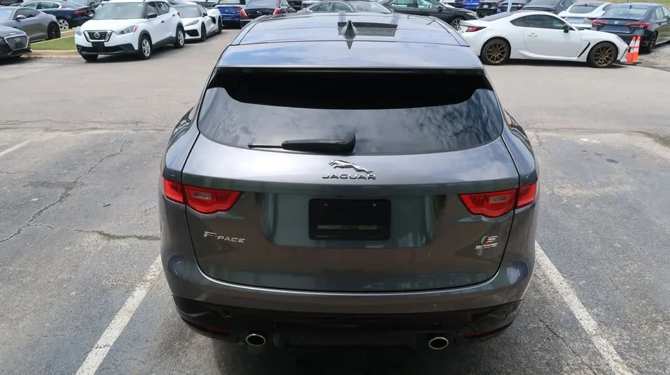 2017 Jaguar F-Pace - Image 11 of 20