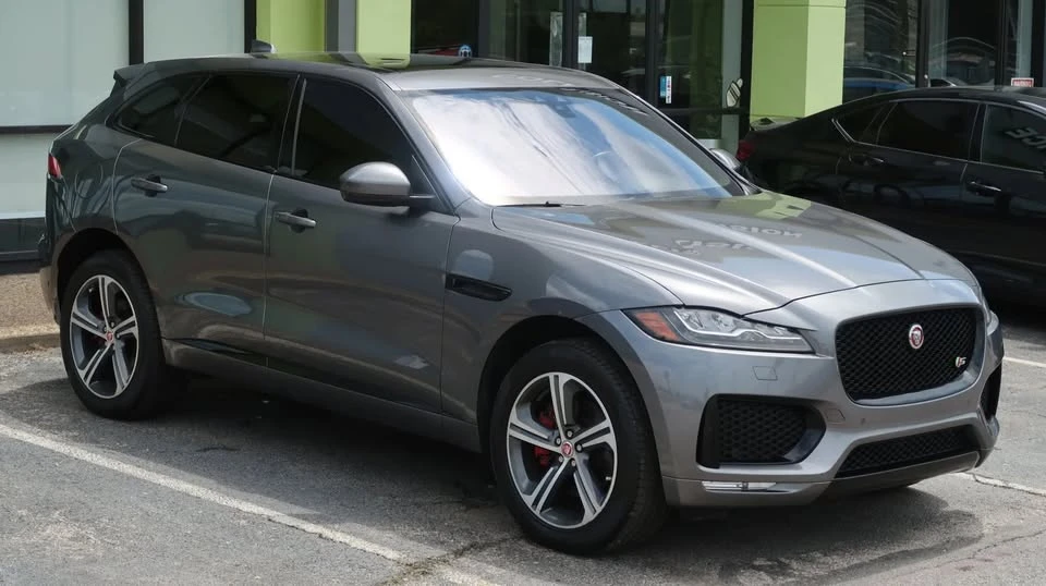 2017 Jaguar F-Pace - Image 5 of 20