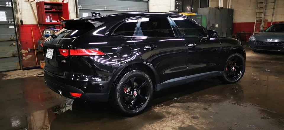 2017 Jaguar F-Pace - Image 4 of 11