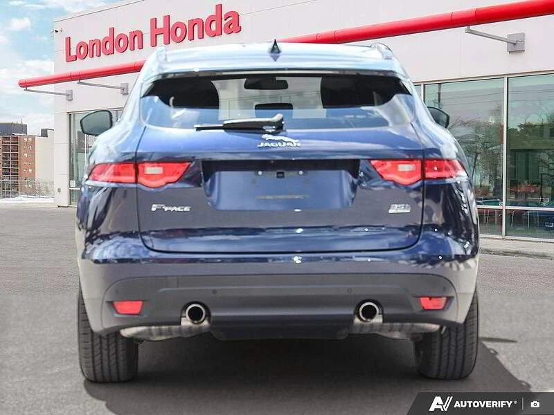 2017 Jaguar F-Pace - Image 4 of 14