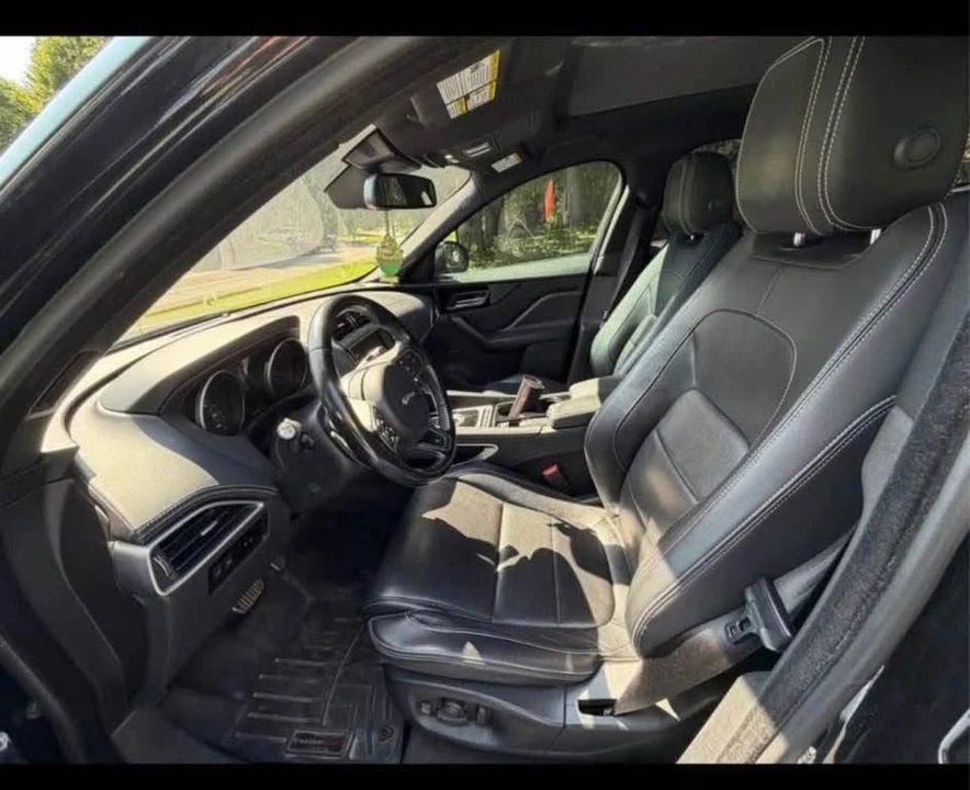 2017 Jaguar F-Pace - Image 4 of 7