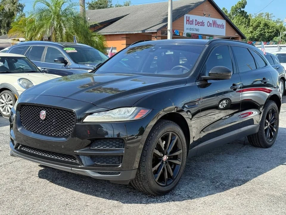 2017 Jaguar F-Pace - Image 2 of 20
