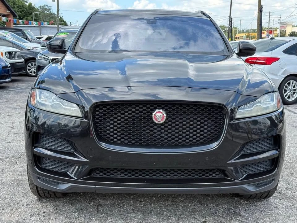2017 Jaguar F-Pace - Image 10 of 20