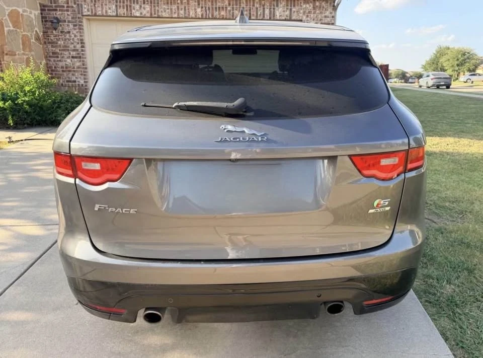 2017 Jaguar F-Pace - Image 9 of 10