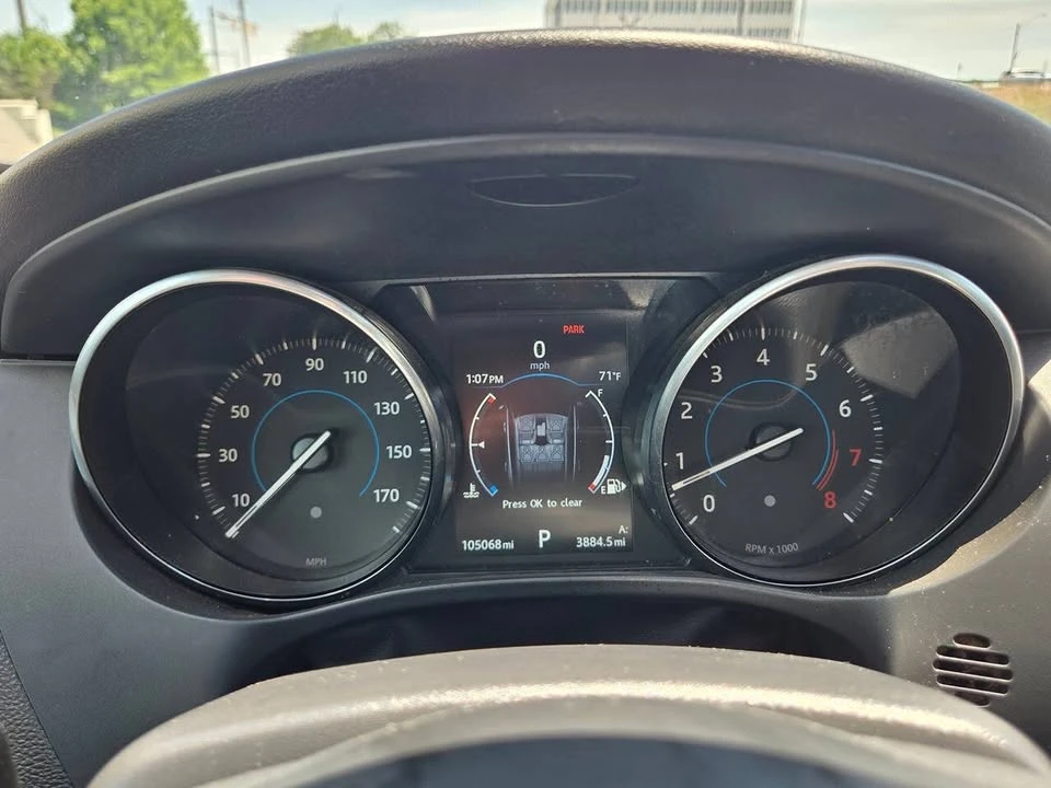 2017 Jaguar F-Pace - Image 15 of 19