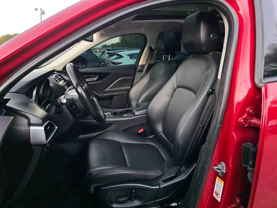 2017 Jaguar F-Pace - Image 9 of 20