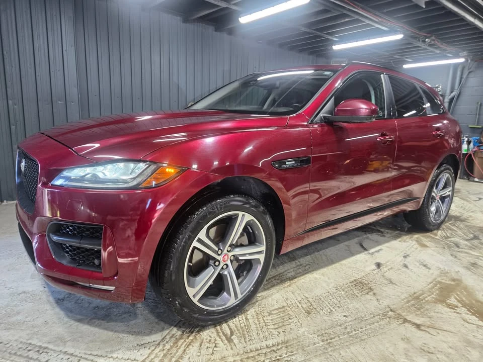 2017 Jaguar F-Pace - Image 3 of 17