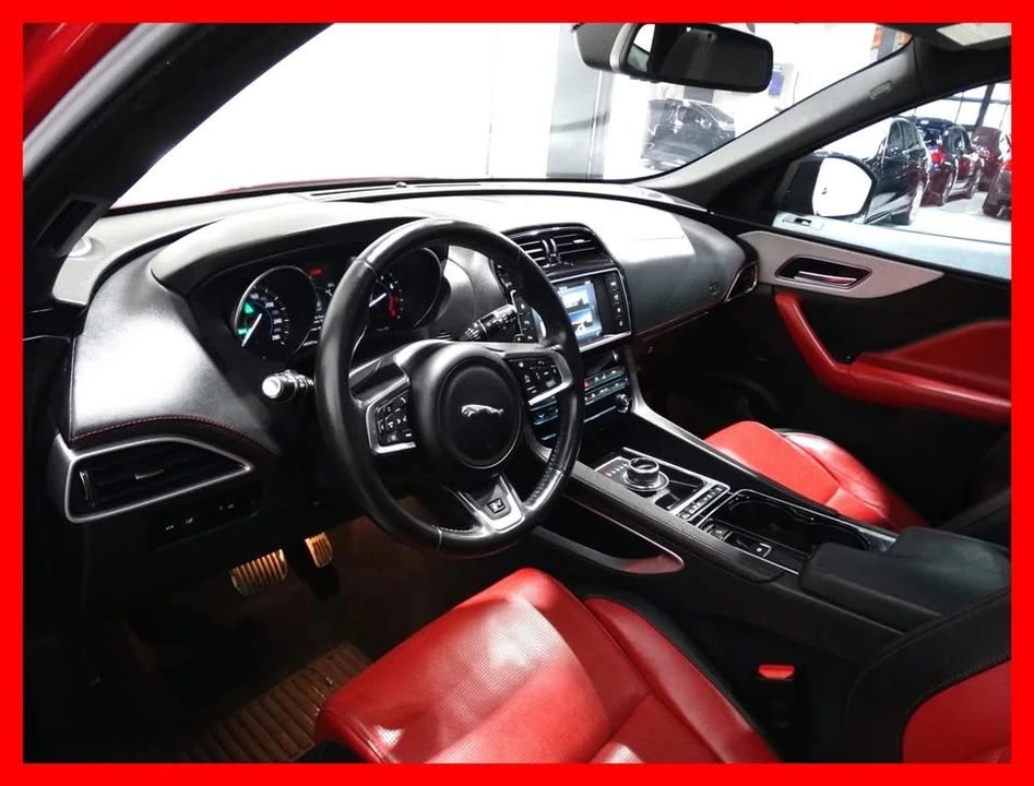2017 Jaguar F-Pace - Image 11 of 20
