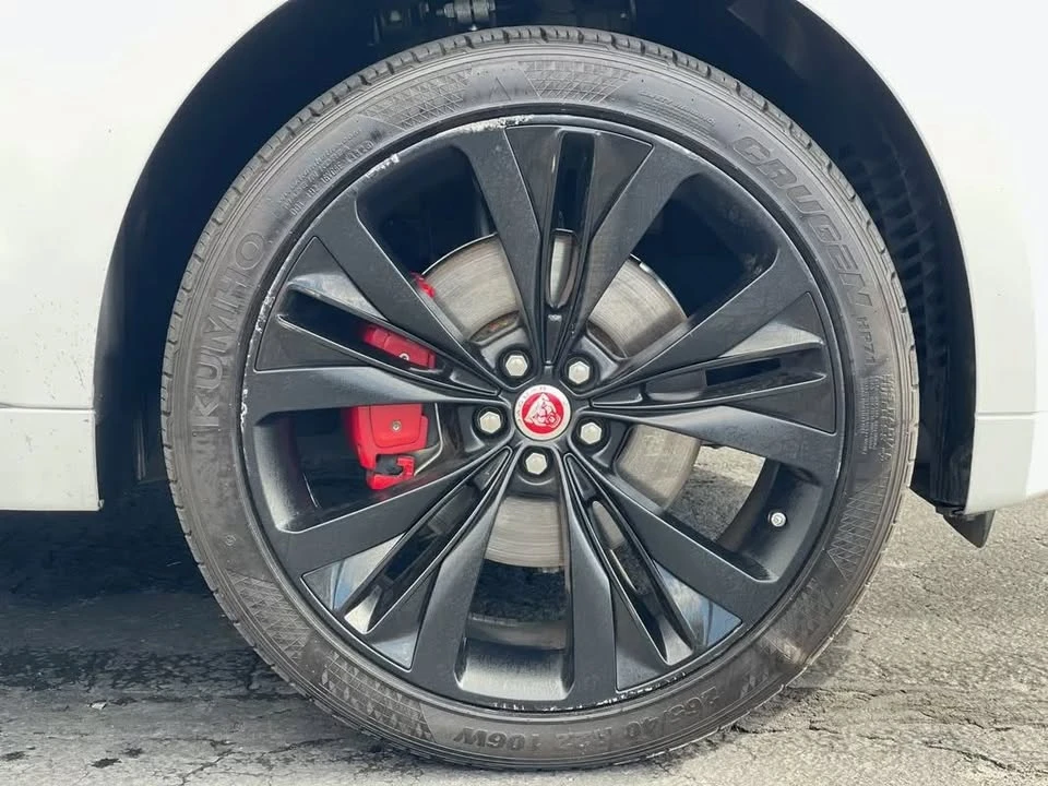2017 Jaguar F-Pace - Image 17 of 18