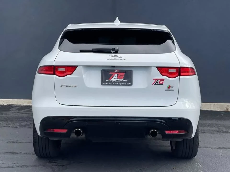 2017 Jaguar F-Pace - Image 6 of 18