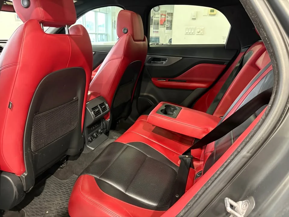 2017 Jaguar F-Pace - Image 13 of 17