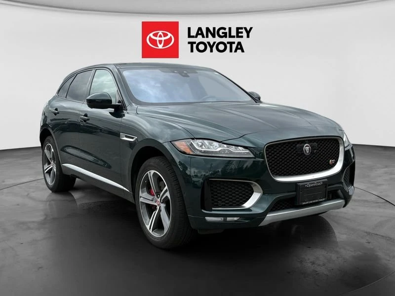 2017 Jaguar F-Pace - Image 3 of 18