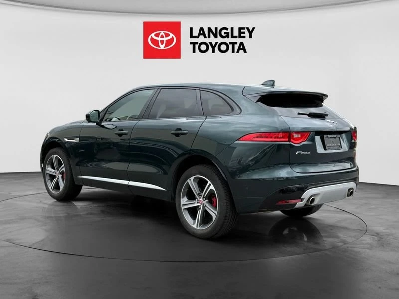2017 Jaguar F-Pace - Image 7 of 18