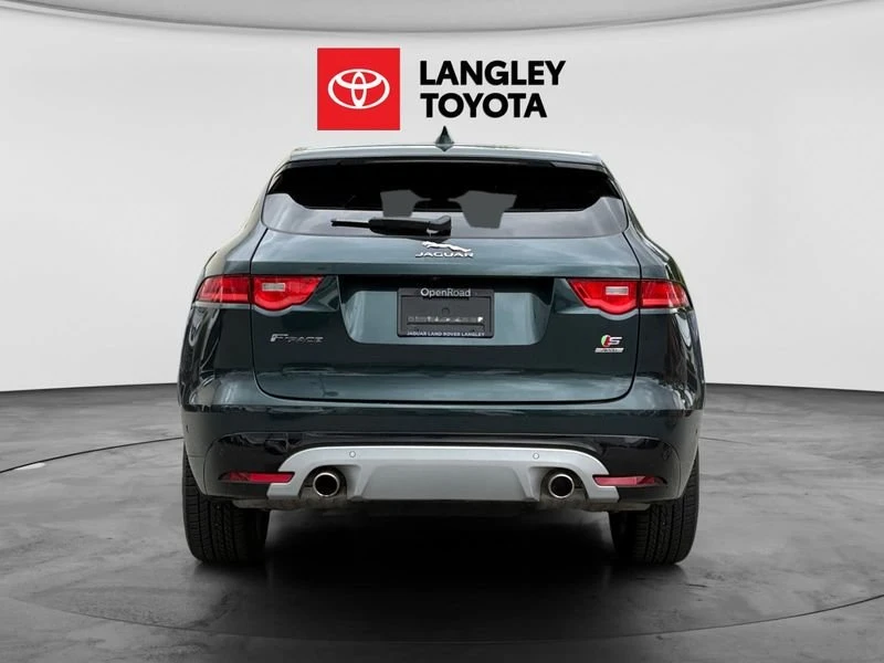 2017 Jaguar F-Pace - Image 6 of 18