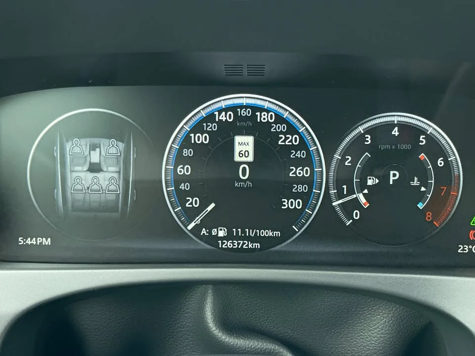 2017 Jaguar F-Pace - Image 7 of 18