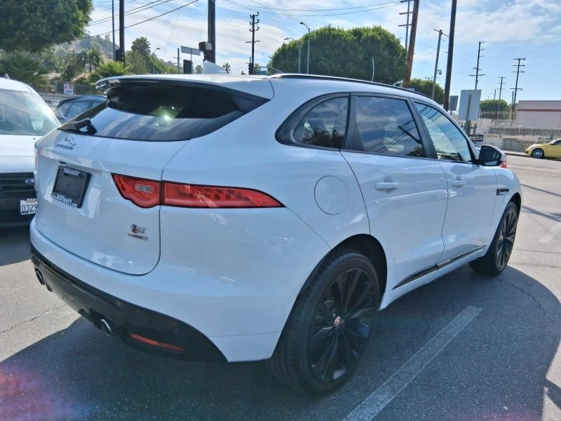 2017 Jaguar F-Pace - Image 6 of 19