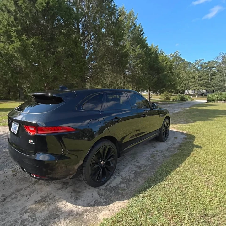 2017 Jaguar F-Pace - Image 4 of 5