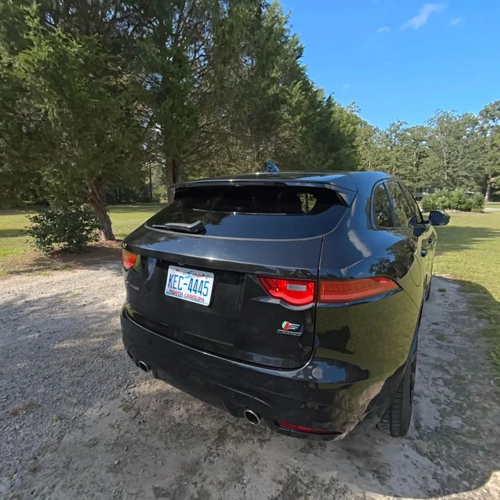 2017 Jaguar F-Pace - Image 5 of 5