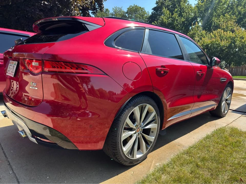 2017 Jaguar F-Pace - Image 4 of 10