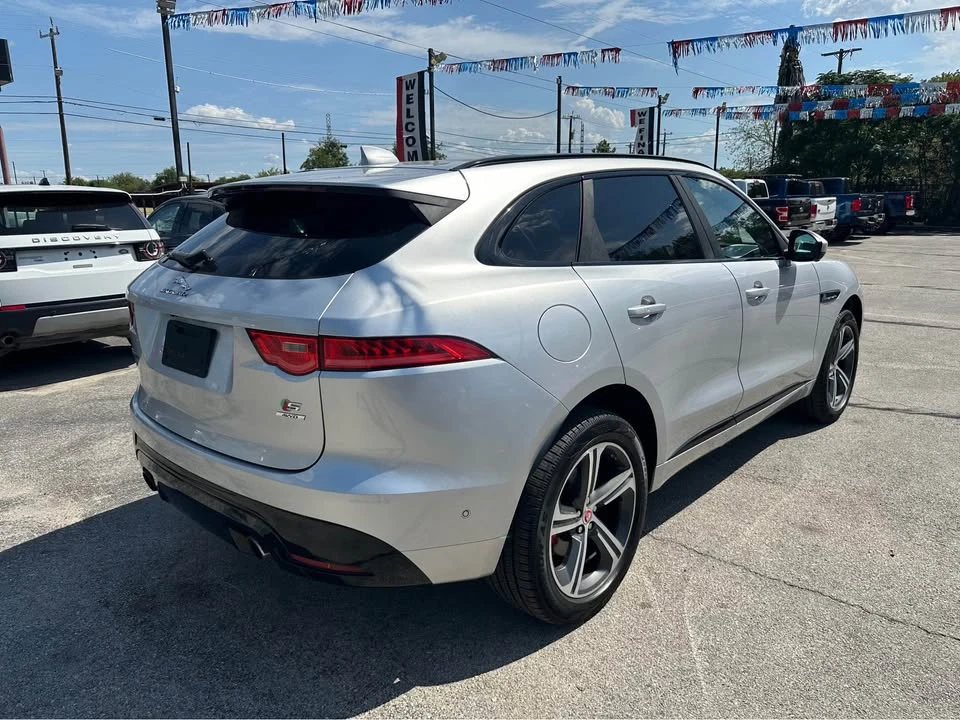 2017 Jaguar F-Pace - Image 5 of 19