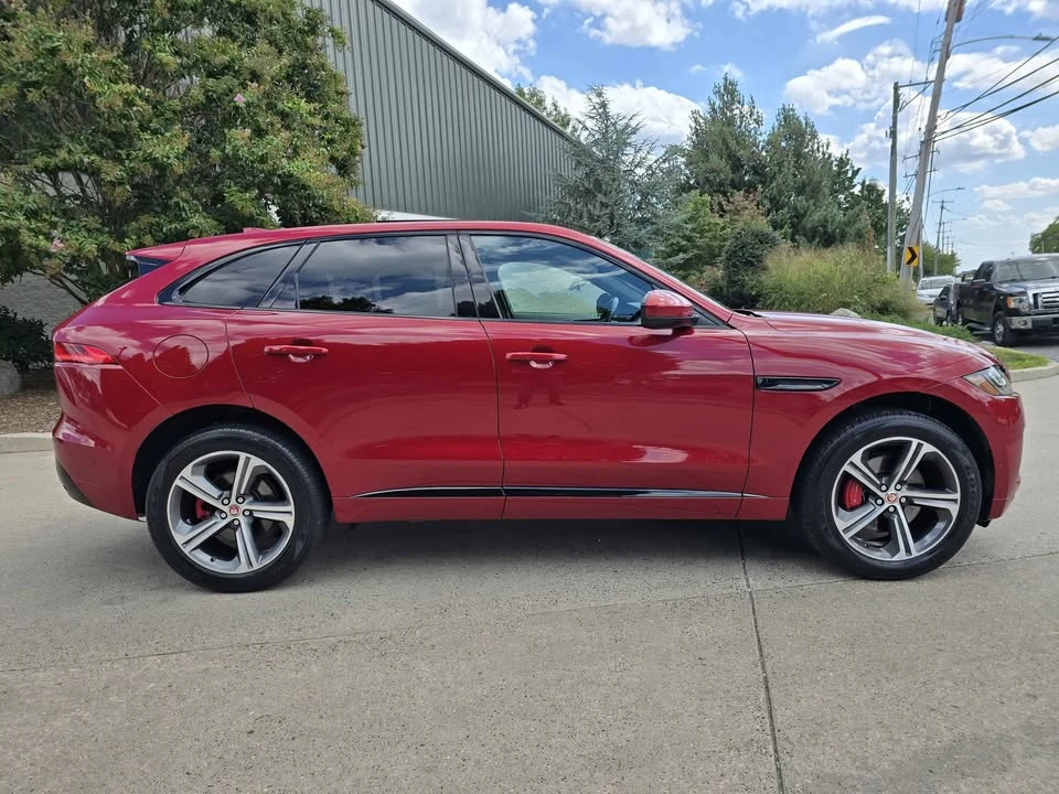 2017 Jaguar F-Pace - Image 4 of 20