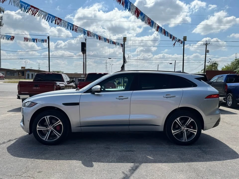 2017 Jaguar F-Pace - Image 7 of 16