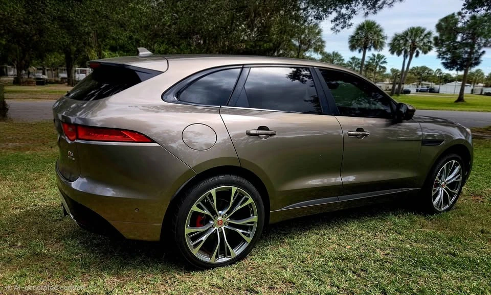 2017 Jaguar F-Pace - Image 2 of 20