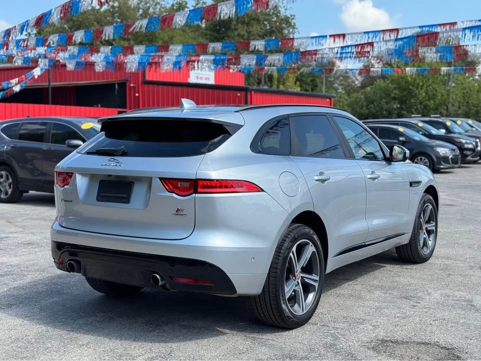 2017 Jaguar F-Pace - Image 4 of 16