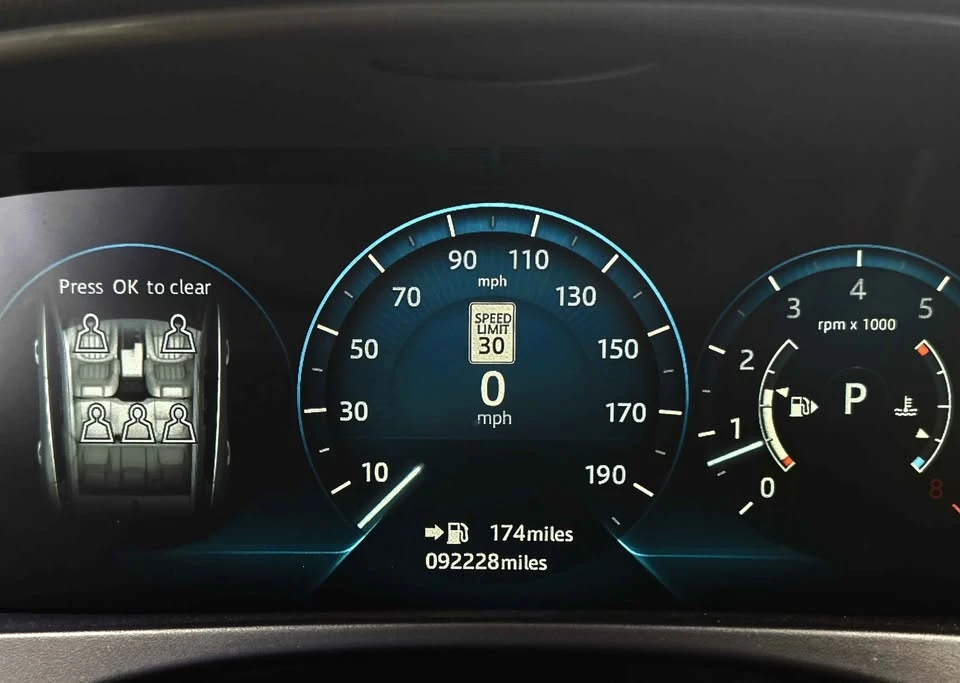 2017 Jaguar F-Pace - Image 15 of 20