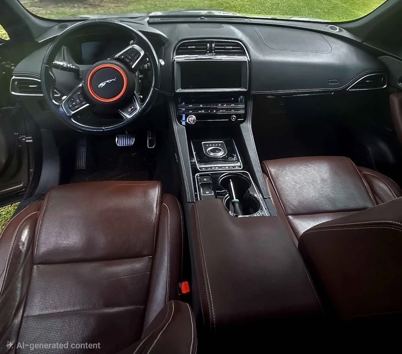 2017 Jaguar F-Pace - Image 7 of 20