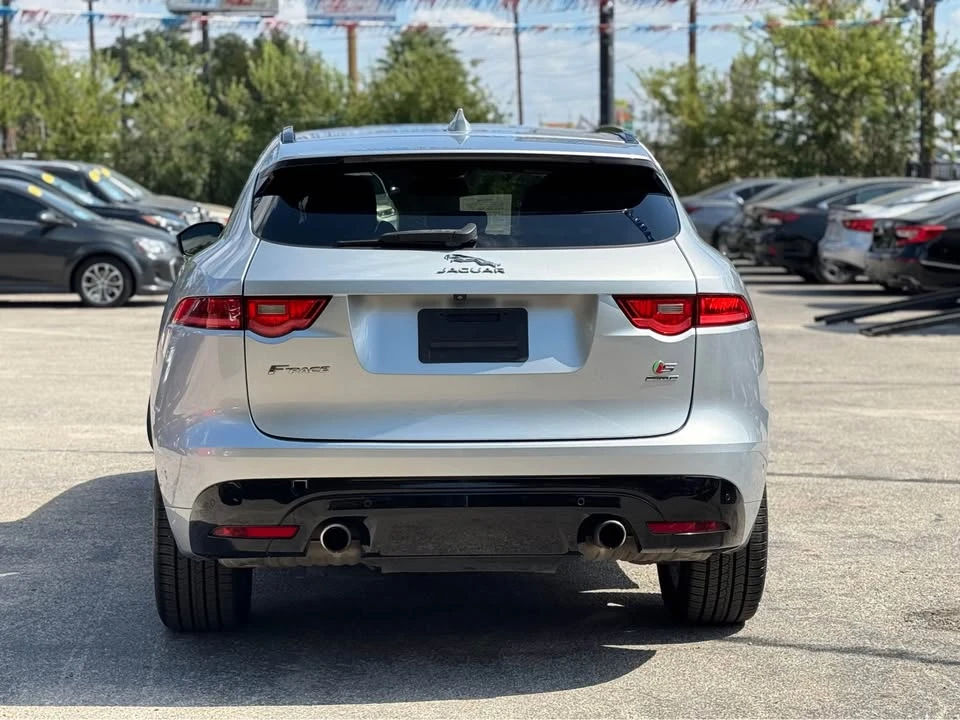 2017 Jaguar F-Pace - Image 5 of 16