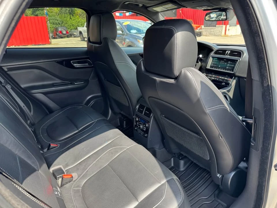 2017 Jaguar F-Pace - Image 13 of 16
