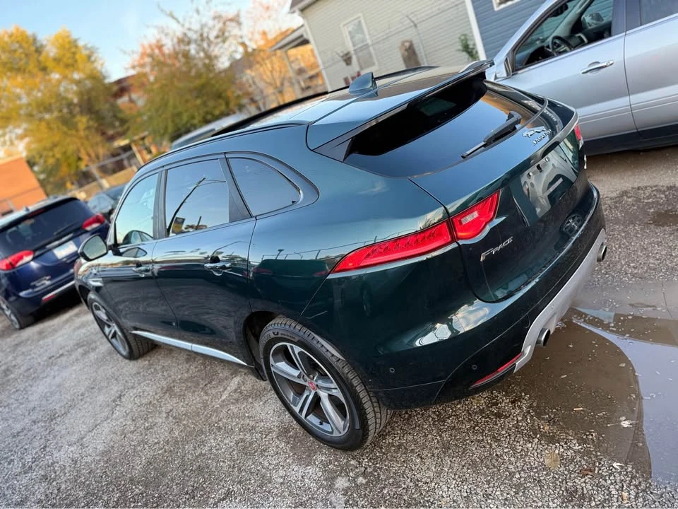 2017 Jaguar F-Pace - Image 8 of 16