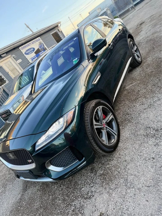 2017 Jaguar F-Pace - Image 16 of 16