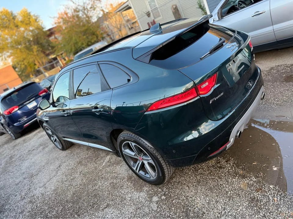 2017 Jaguar F-Pace - Image 3 of 16