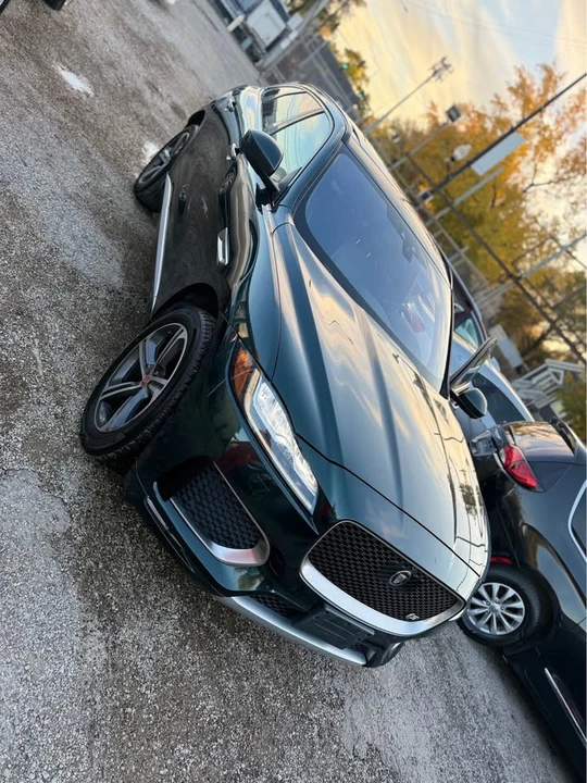 2017 Jaguar F-Pace - Image 12 of 16